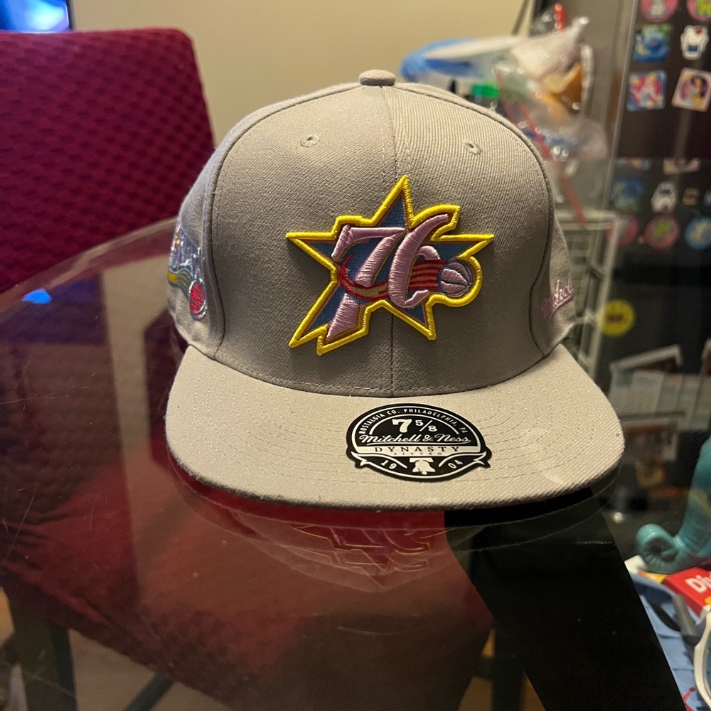 Philadelphia 76ers Mitchell & Ness Original Dynasty Fitted Hat/Cap Size 7 5/8